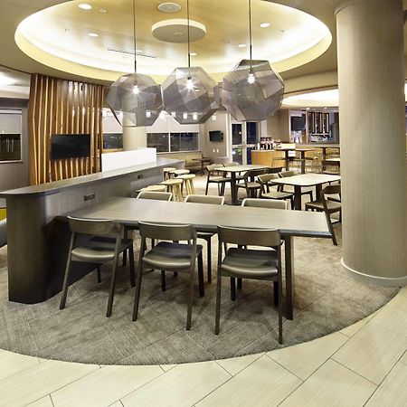 Springhill Suites By Marriott Chicago Waukegan/Gurnee Eksteriør bilde