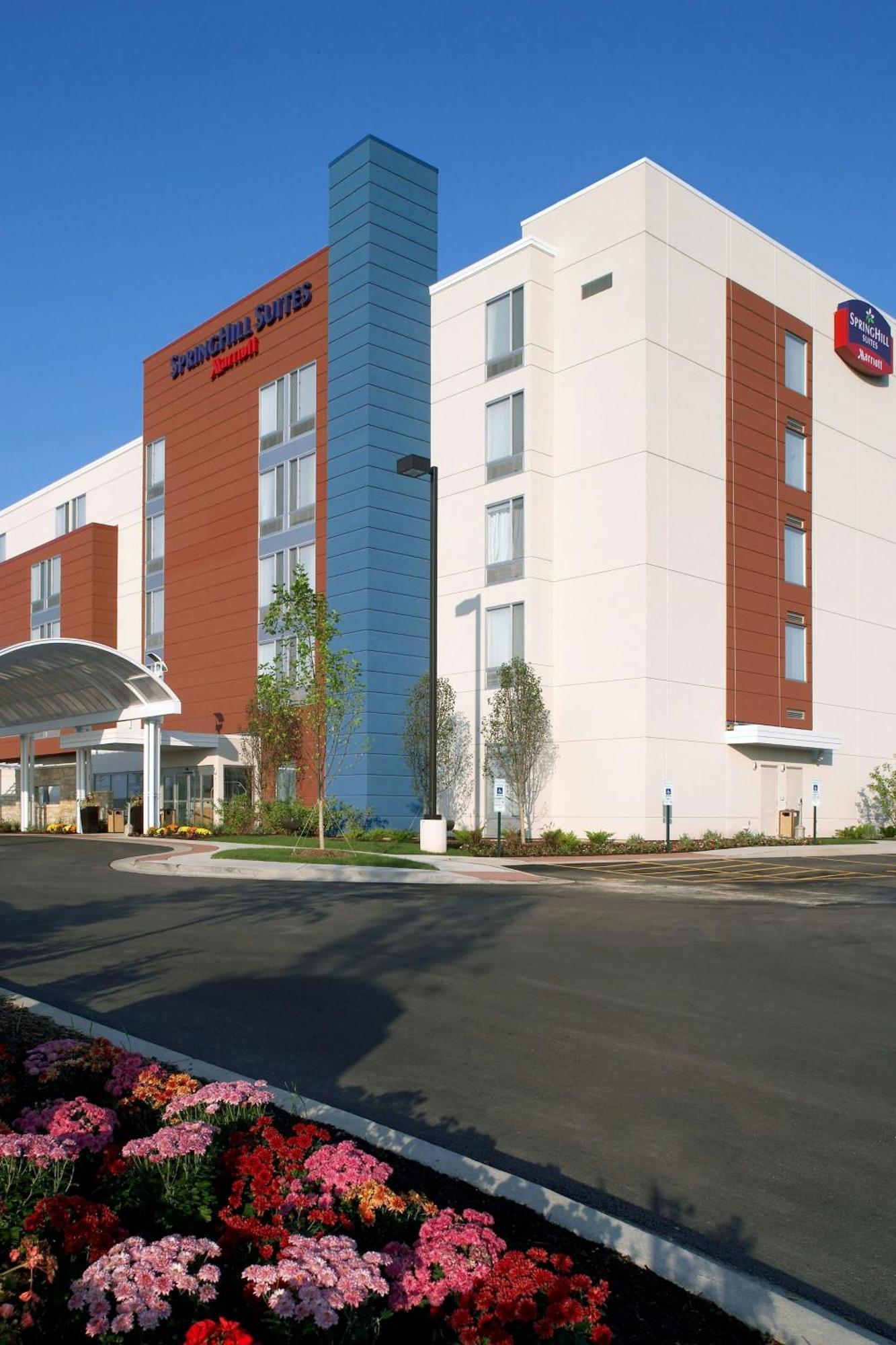 Springhill Suites By Marriott Chicago Waukegan/Gurnee Eksteriør bilde